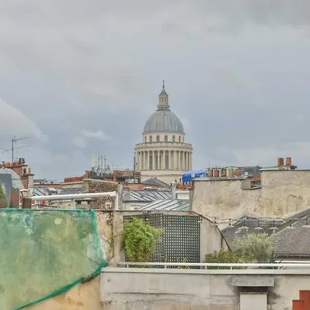 Bright Functional Flat With Balcony- View Pantheon Parijs